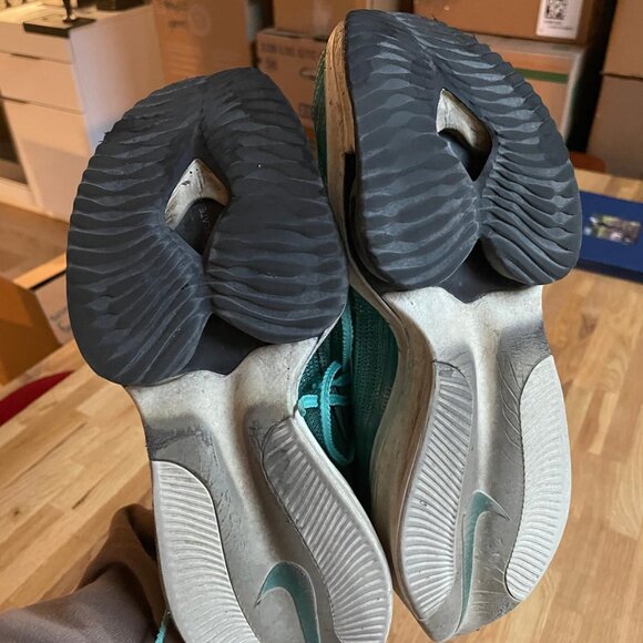 Nike Alpha Fly - Picture 2 of 2